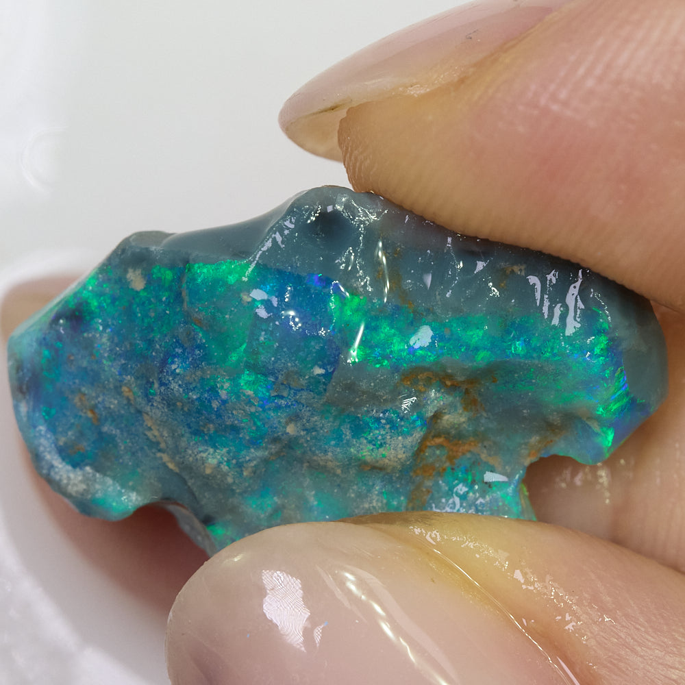 rough black opal