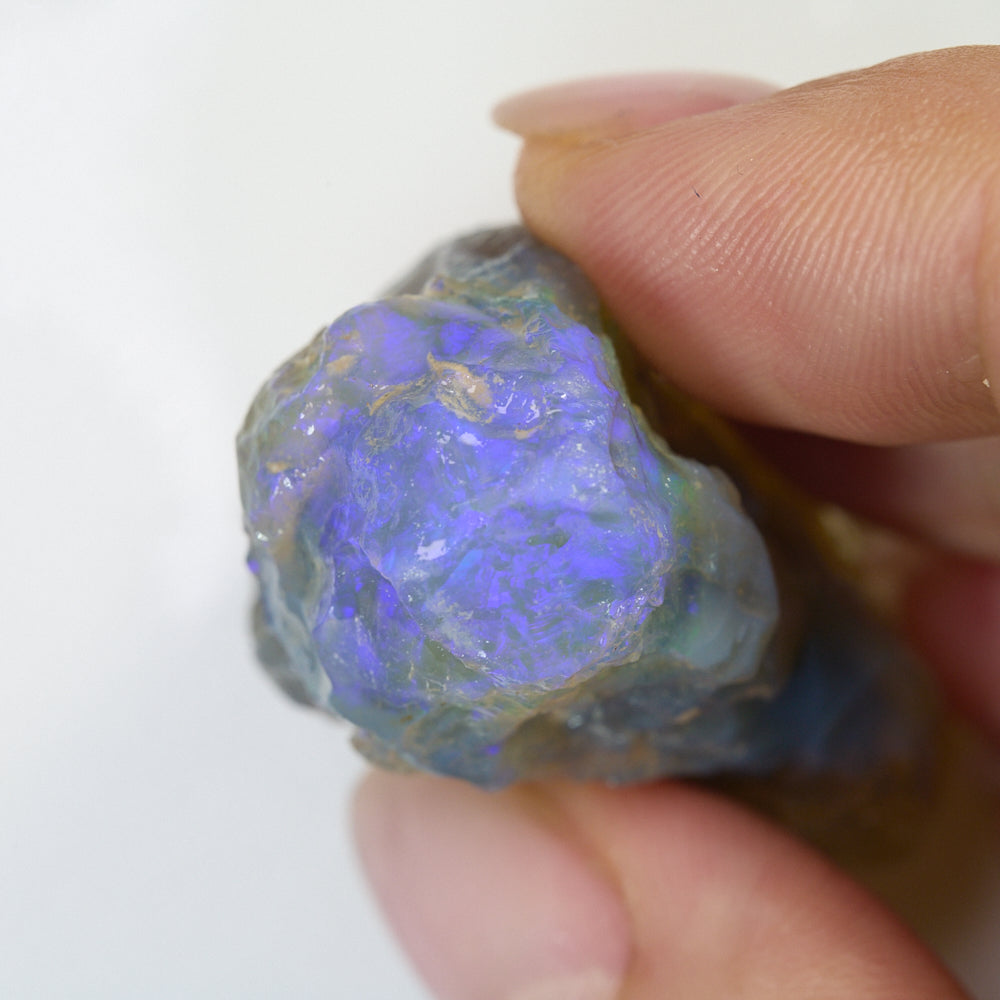 108 cts  Rough Opal Lightning Ridge - Nobby