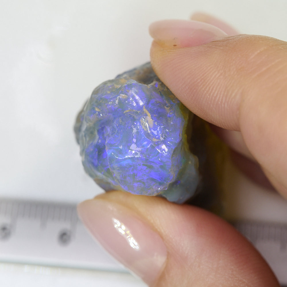 108 cts  Rough Opal Lightning Ridge - Nobby