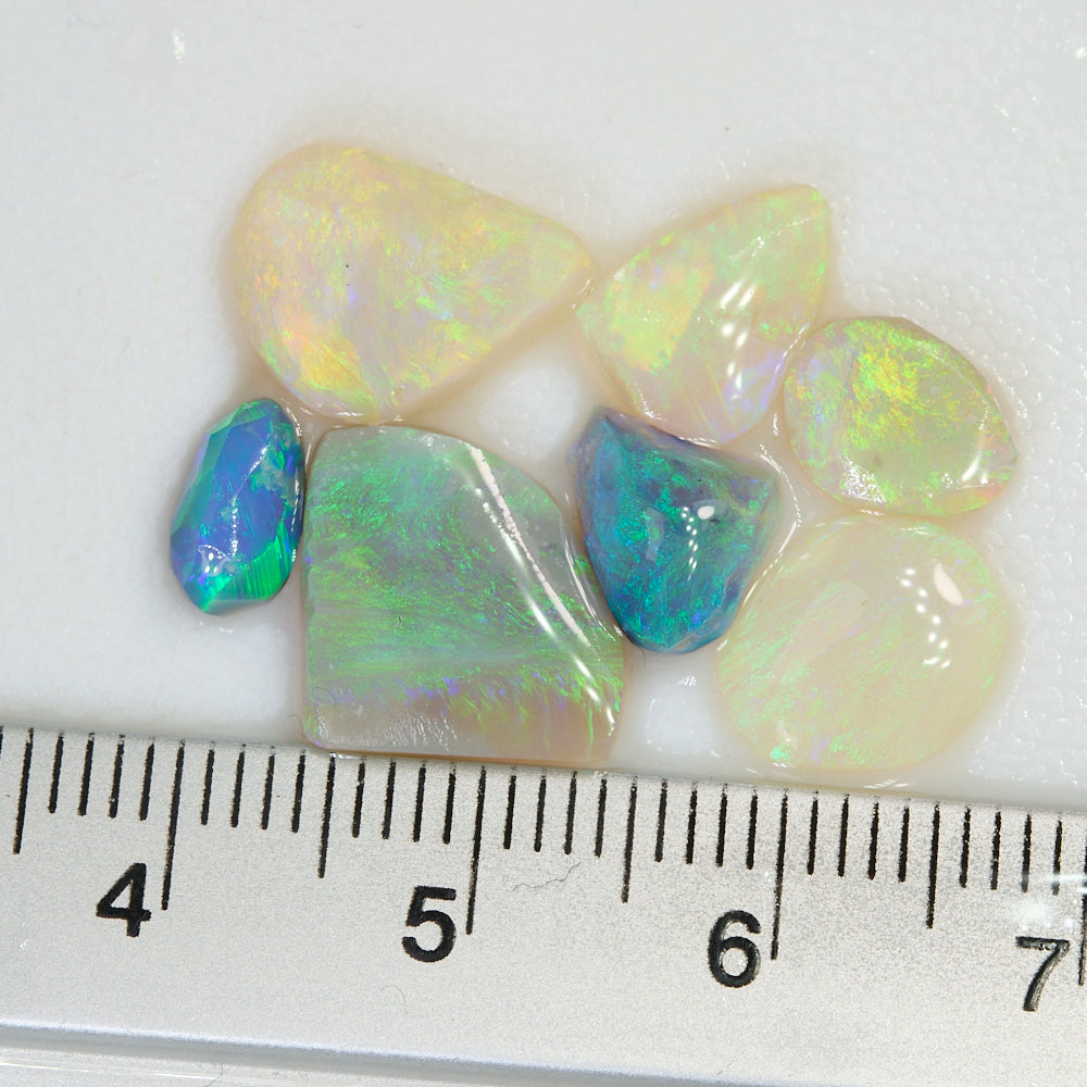 8.1 cts Rough Opal Parcel Lightning Ridge Rubs