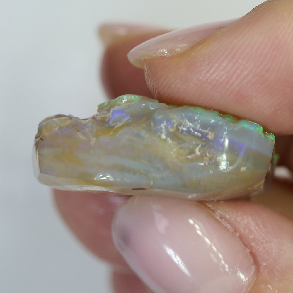 36.74 cts Rough Opal Lightning Ridge  Carving