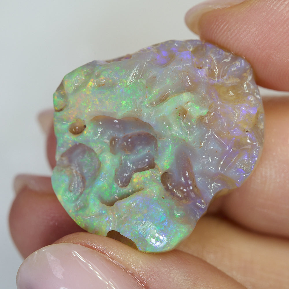 36.74 cts Rough Opal Lightning Ridge  Carving