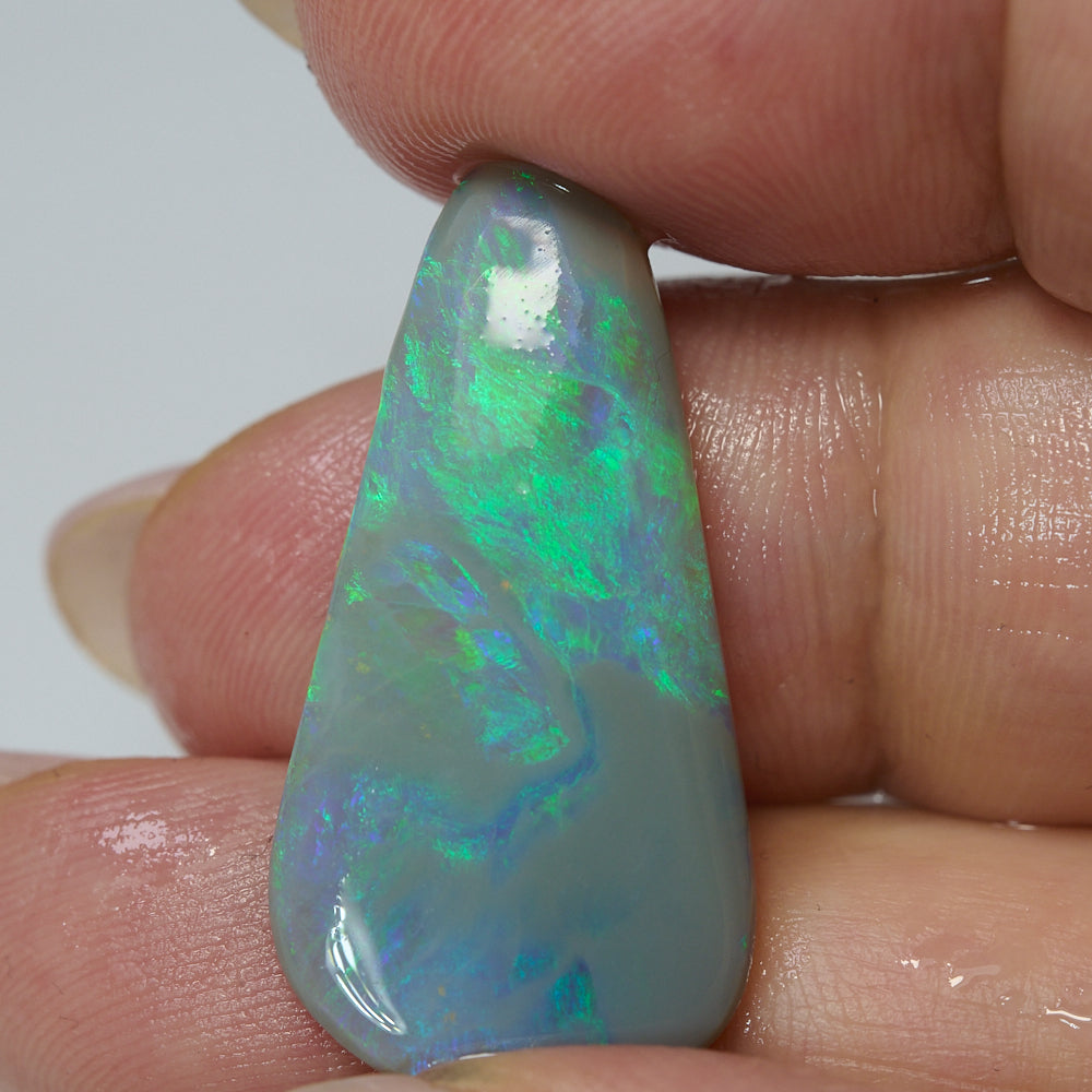 10.8 cts Rough Opal Lightning Ridge Rub