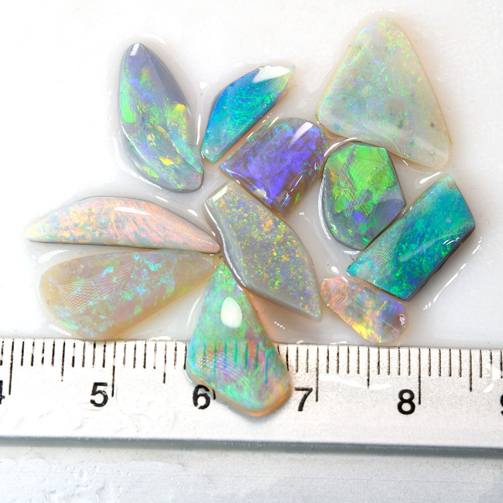 18.5cts Rough Opal Parcel Lightning Ridge Rubs
