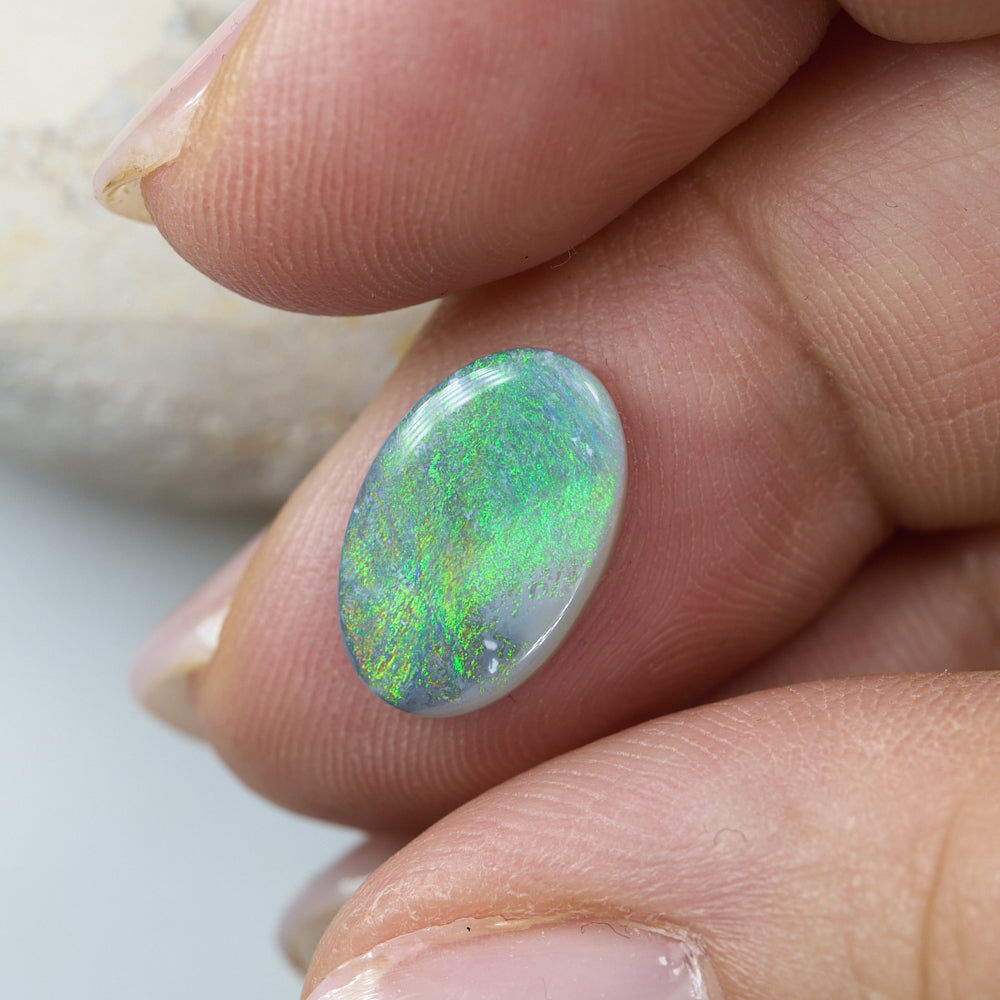 1.77 cts Dark Opal Lightning Ridge Solid Stone