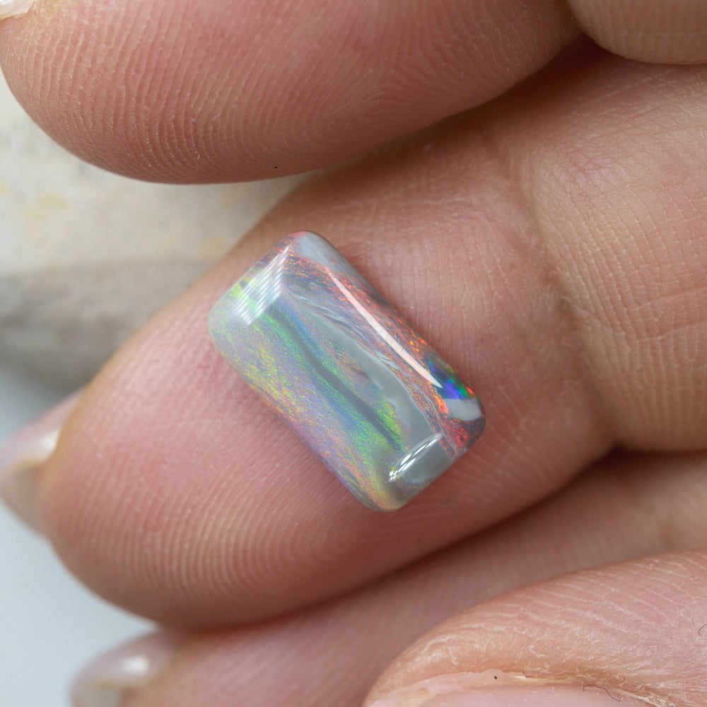 1.48 cts Dark Opal Lightning Ridge Solid Stone