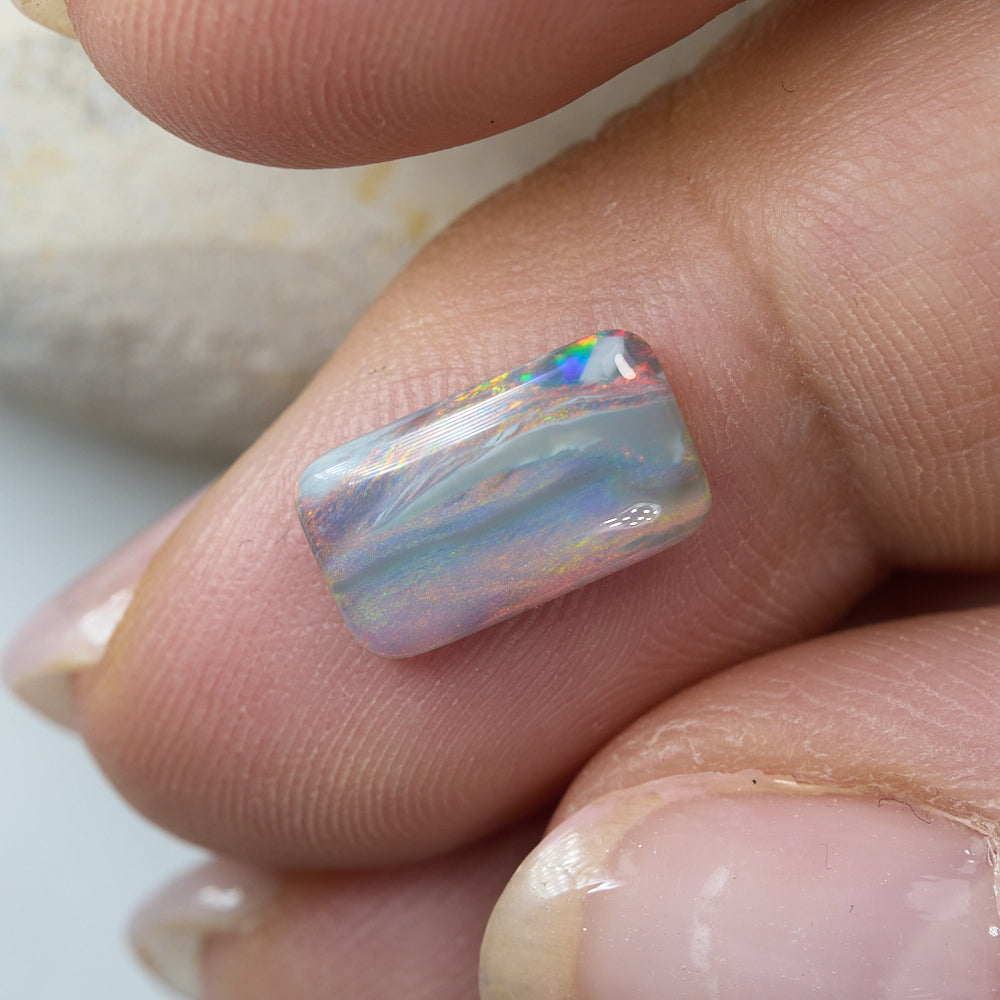 1.48 cts Dark Opal Lightning Ridge Solid Stone