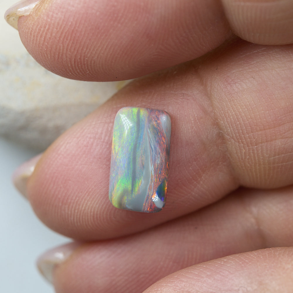 1.48 cts Dark Opal Lightning Ridge Solid Stone