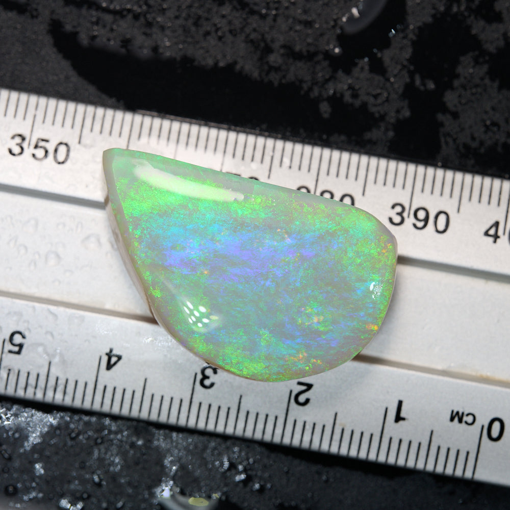 35.6 cts Rough Opal Lightning Ridge -Rub
