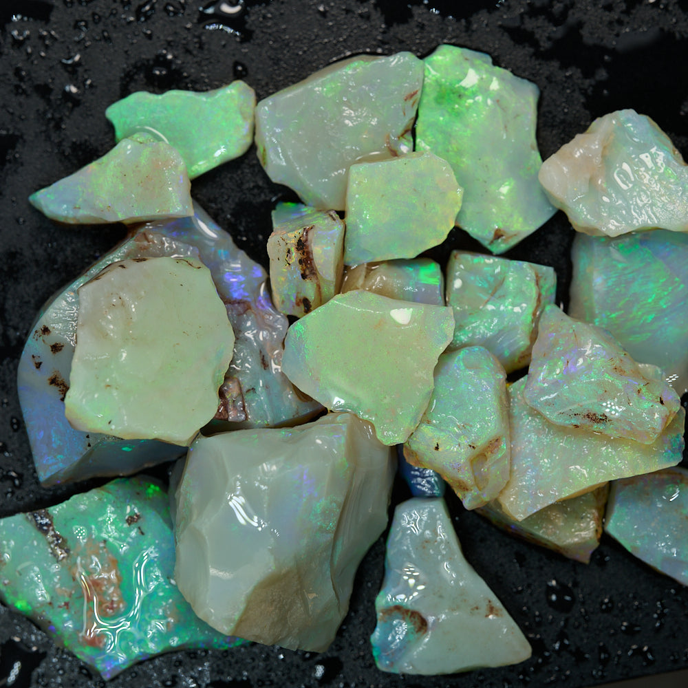 130 cts Rough Opal Lightning Ridge - Seam Opal 21 pcs