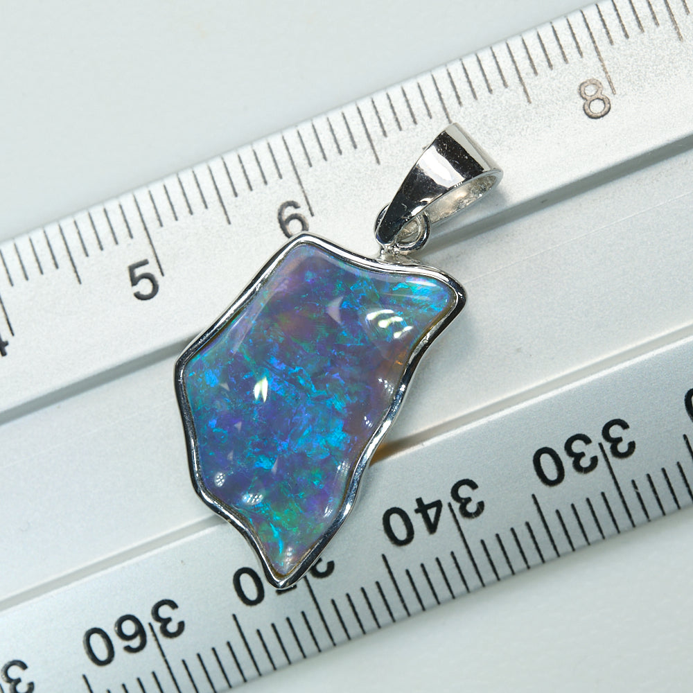 2.26 g Lightning Ridge Solid Black Opal Pendant Silver L30.9 mm Carving