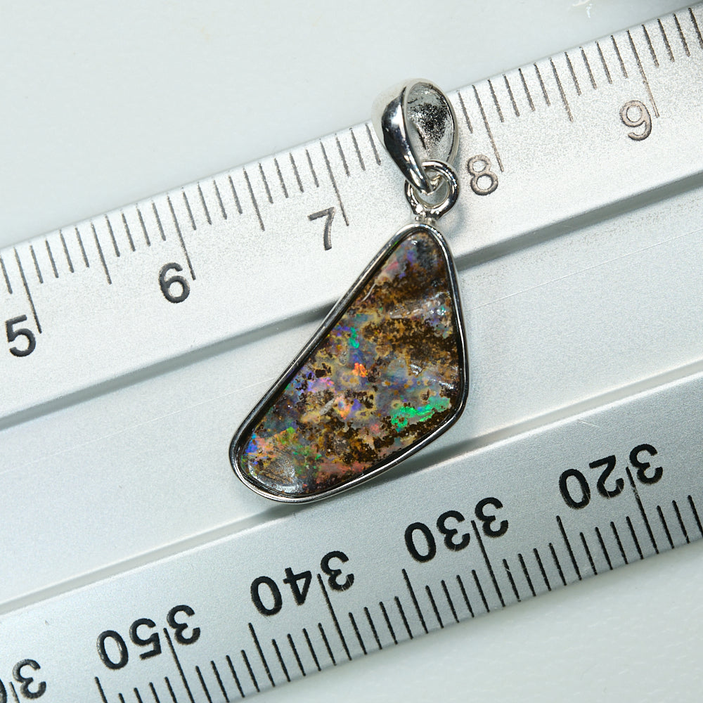2.48 g  Boulder Opal with Silver Pendant : L 28.1 mm