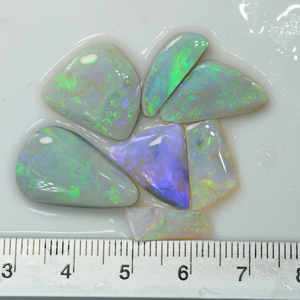 25.8 cts Rough Opal Parcel Lightning Ridge Rubs