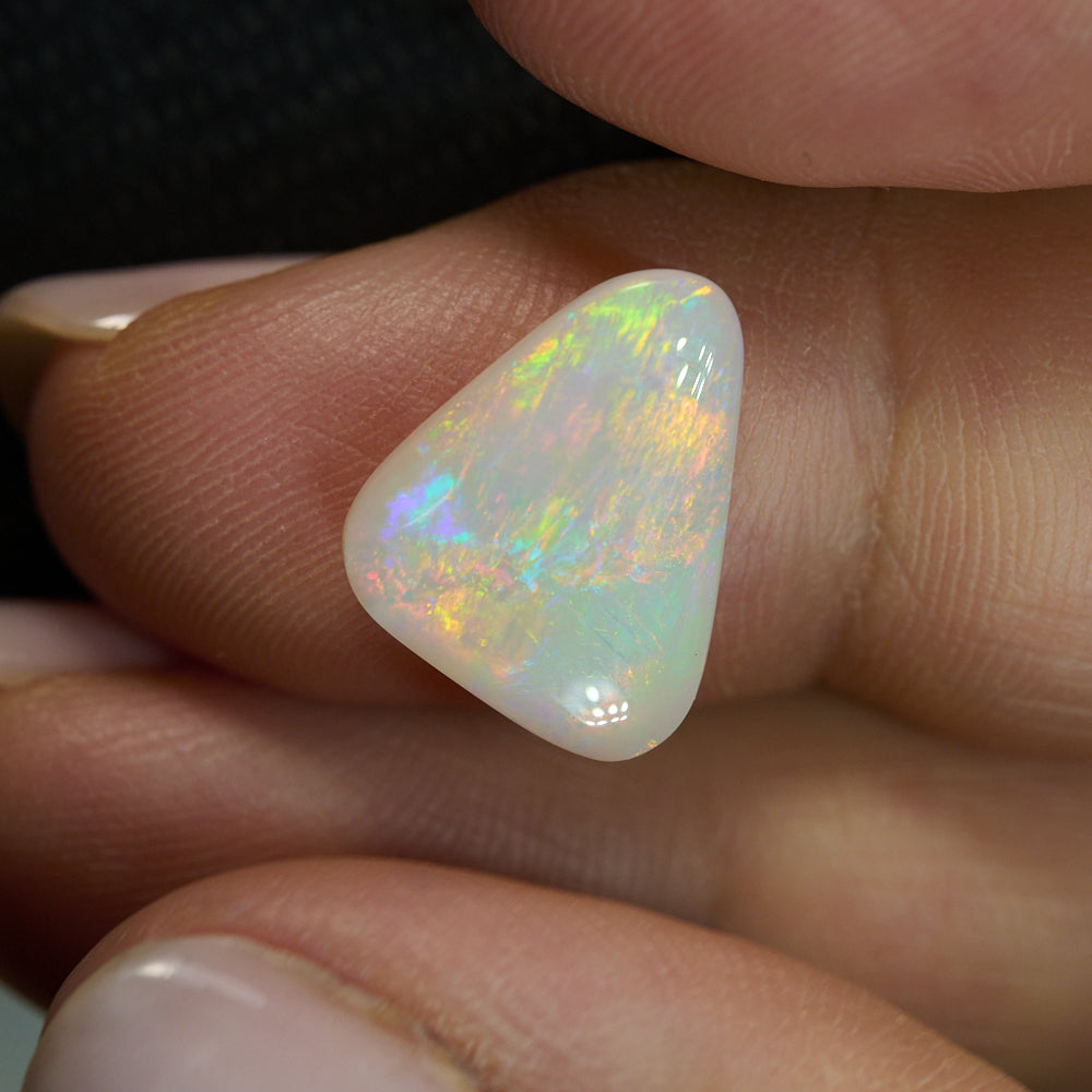 3.89 cts Light Solid Opal Stone Lightning Ridge