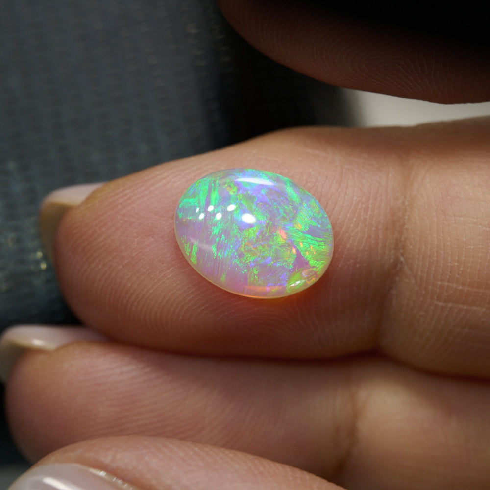 1.62 cts Opal Stone Solid Lightning Ridge