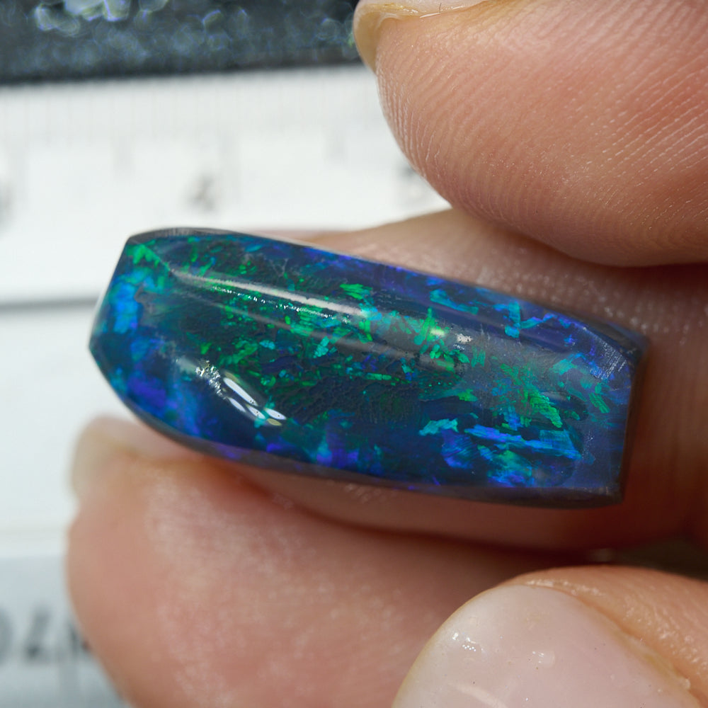 uncut opal