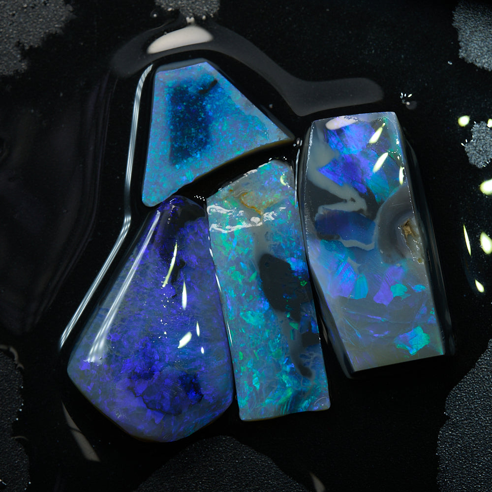 39.5 cts Rough Opal Parcel Lightning Ridge Rubs