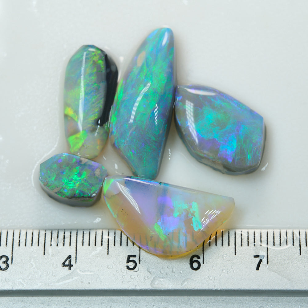 32.7 cts Rough Opal Parcel Lightning Ridge Rubs
