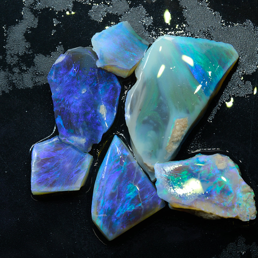 30.2 cts Rough Opal Parcel Lightning Ridge Rubs -offcuts