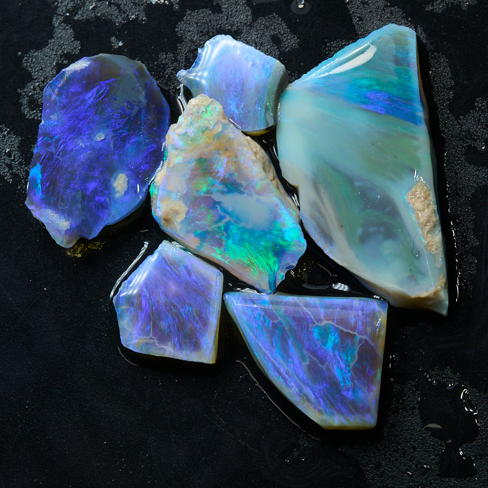 30.2 cts Rough Opal Parcel Lightning Ridge Rubs -offcuts