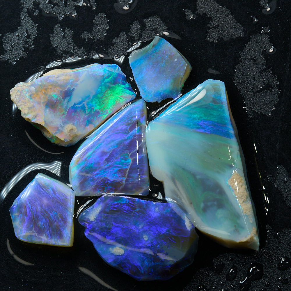 30.2 cts Rough Opal Parcel Lightning Ridge Rubs -offcuts