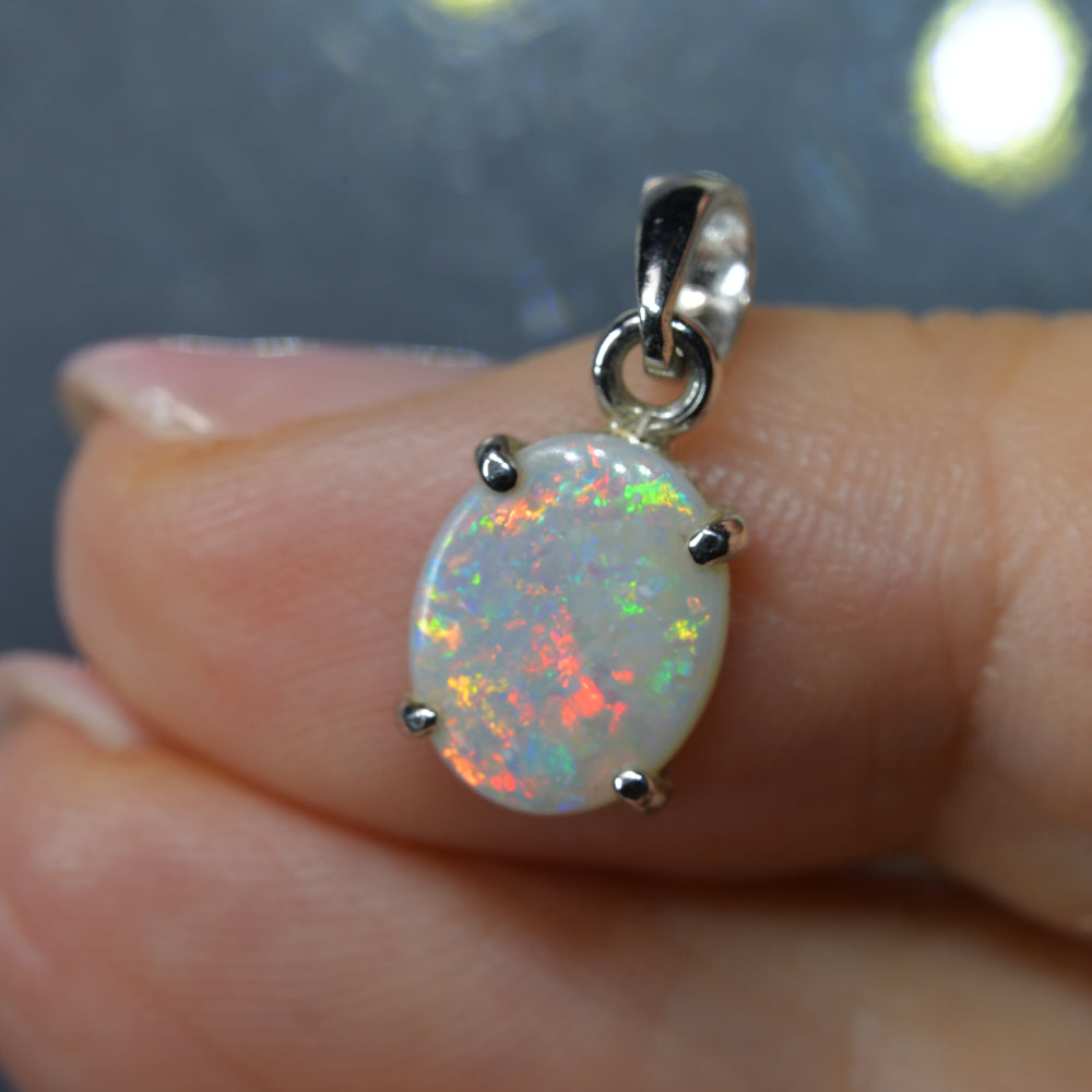0.78 g Lightning Ridge Solid Opal Pendant Silver L18.2 mm