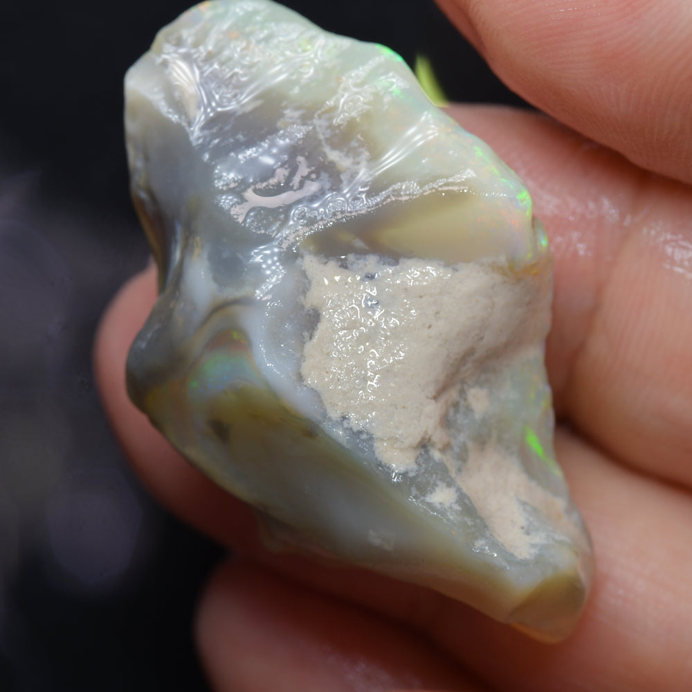 46.3 cts Rough Black Opal Lightning Ridge Carving