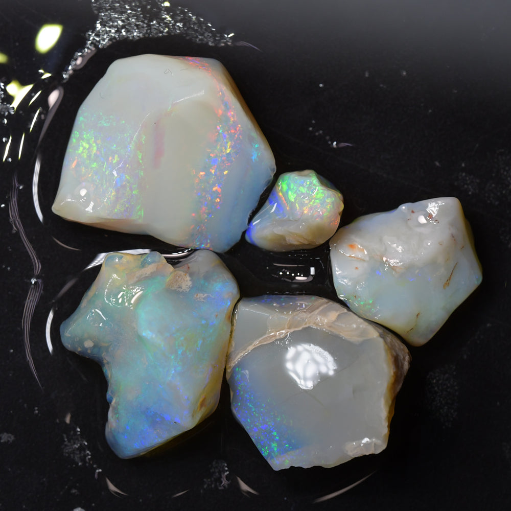 30.85 cts Lightning Ridge Rough Opal Parcel
