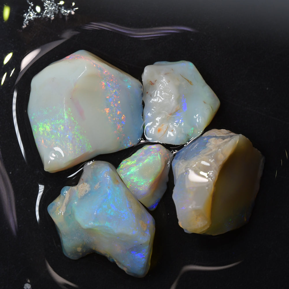 30.85 cts Lightning Ridge Rough Opal Parcel