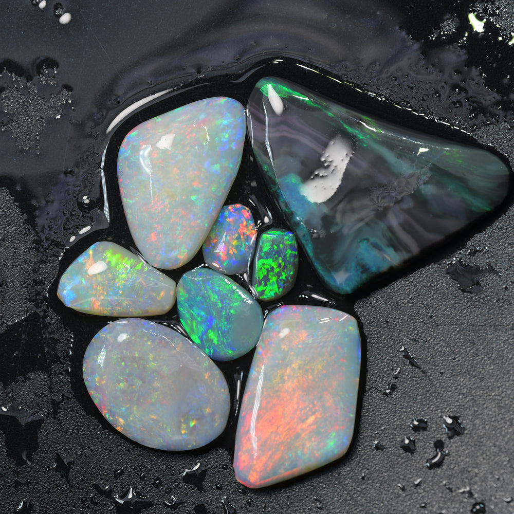 25.56 cts Rough Opal Parcel Lightning Ridge Rubs