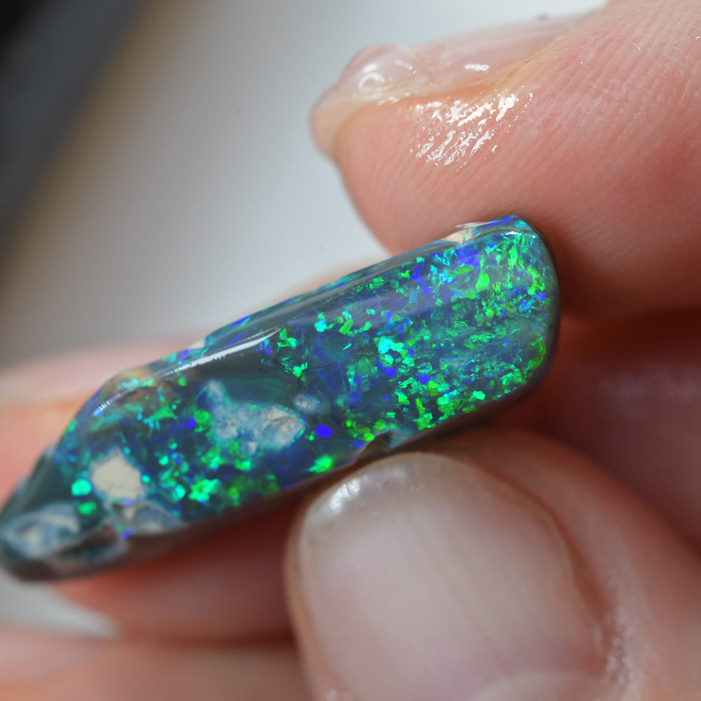 14.38 cts Rough Black Opal Lightning Ridge