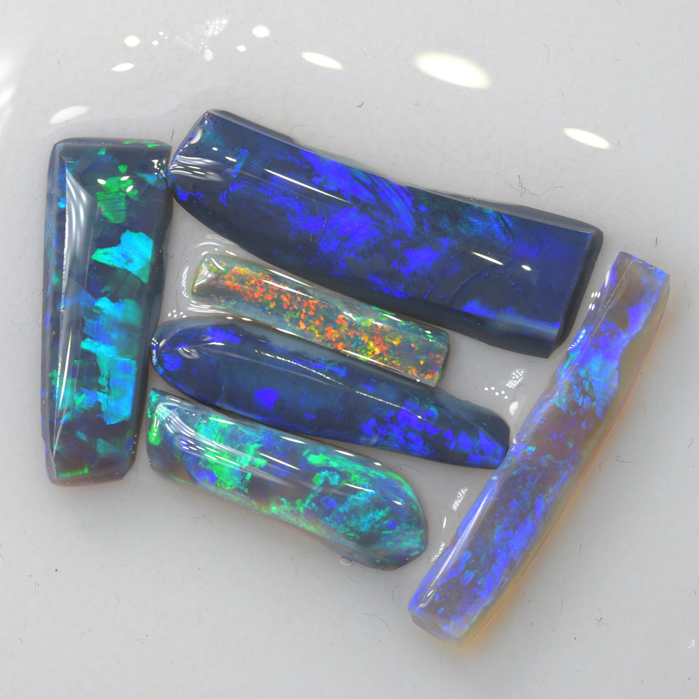 12.98 cts Gem Rough Black Opal Parcel Lightning Ridge Rubs