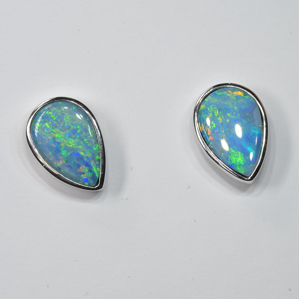 1.28 g Doublet Opal Earrings in 925 Sterling Silver