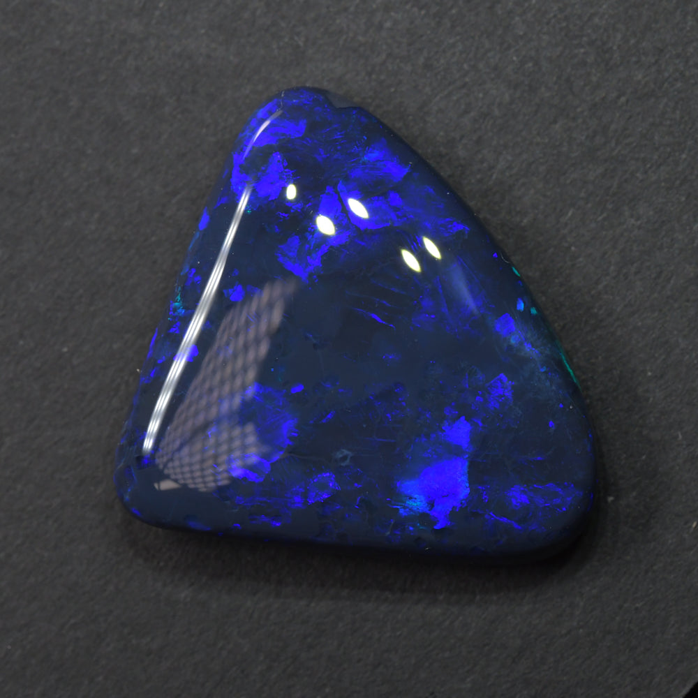 11.8 cts Black Opal cut, not set (Lightning Ridge)