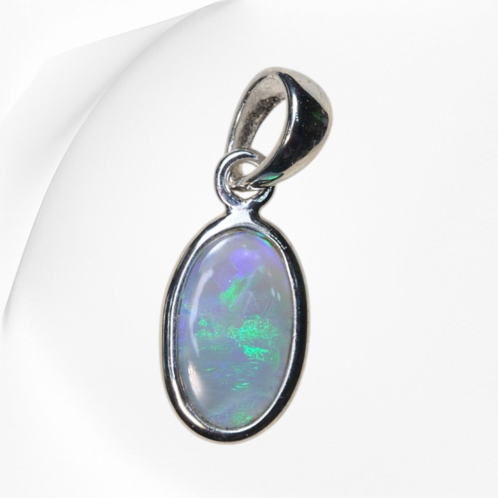0.78 g Lightning Ridge Solid Opal Pendant Silver L 21.2 mm