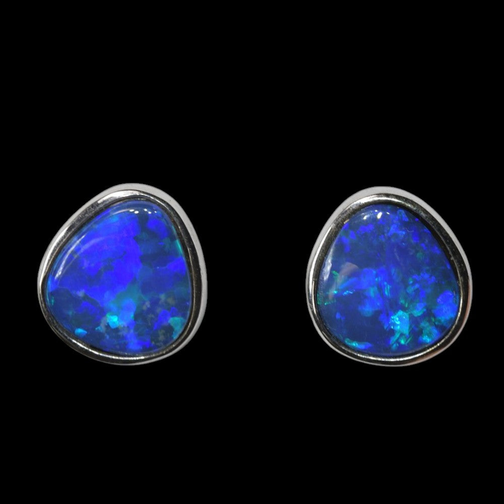 2.15 g Doublet Opal Earrings in 925 Sterling Silver