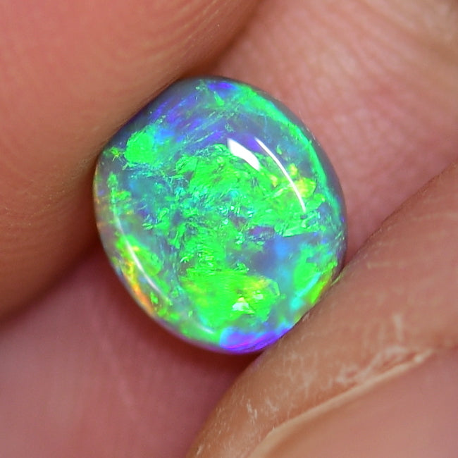 1.40 cts Australian Semi Black Crystal Solid Opal, Lightning Ridge, Cabochon