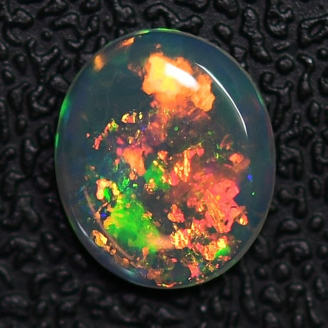 1.37 cts Australian Semi Black Crystal Solid Opal, Lightning Ridge, Cabochon
