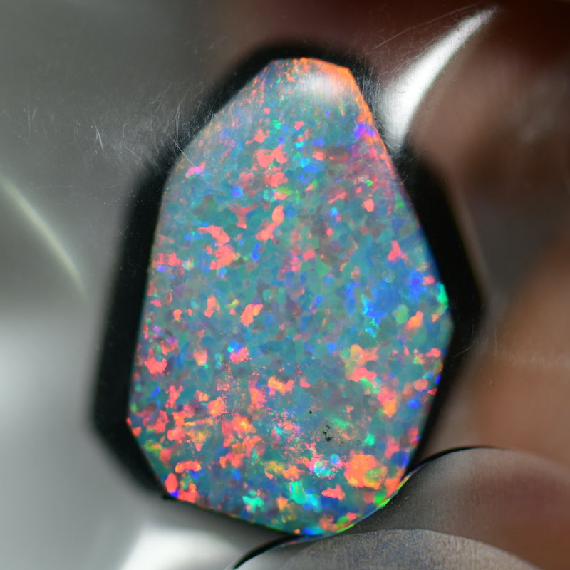 7.9 cts Australian Opal Doublet Stone Rub, Lightning Ridge