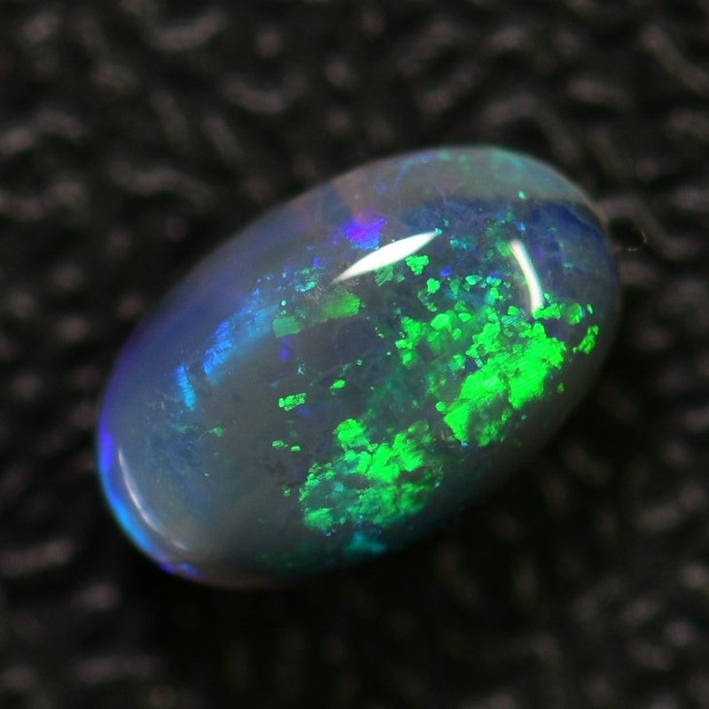 0.96 cts Australian Black Opal Solid stone, Lightning Ridge