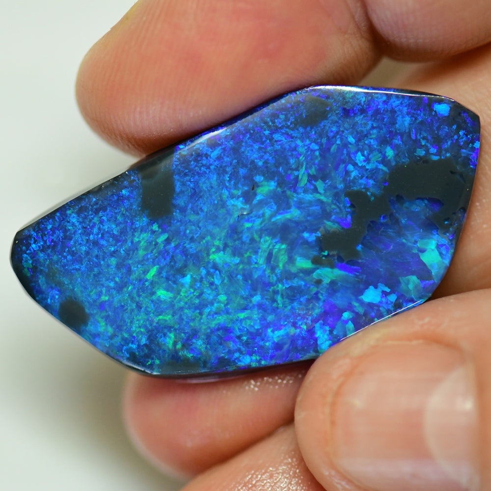 Black opal blue 
