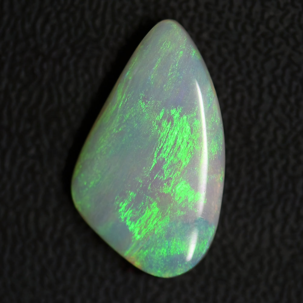 7.10 cts Australian Solid Opal Cut Stone, Lightning Ridge CMR