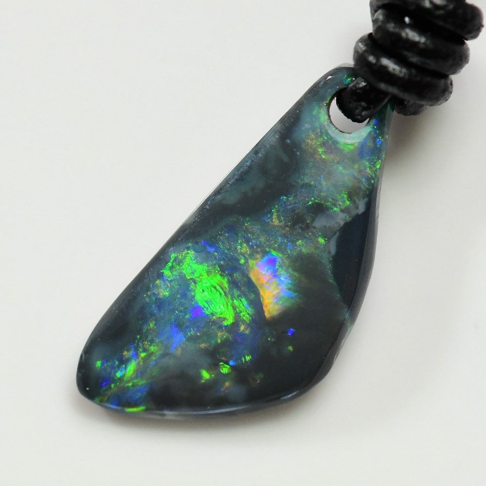 15.90 cts Australian Opal Drilled Greek Leather Mounted Pendant Necklace