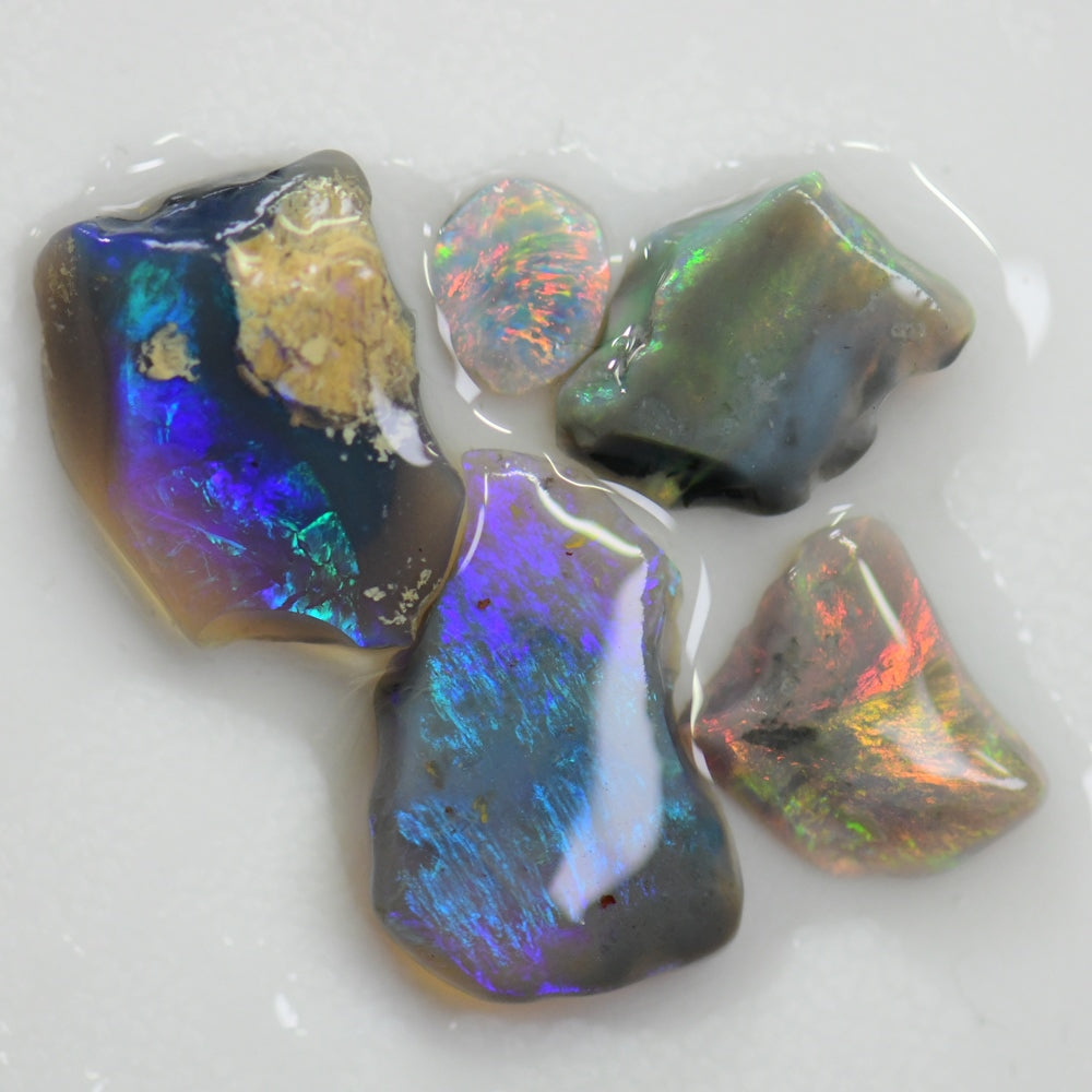 gemstone opal 