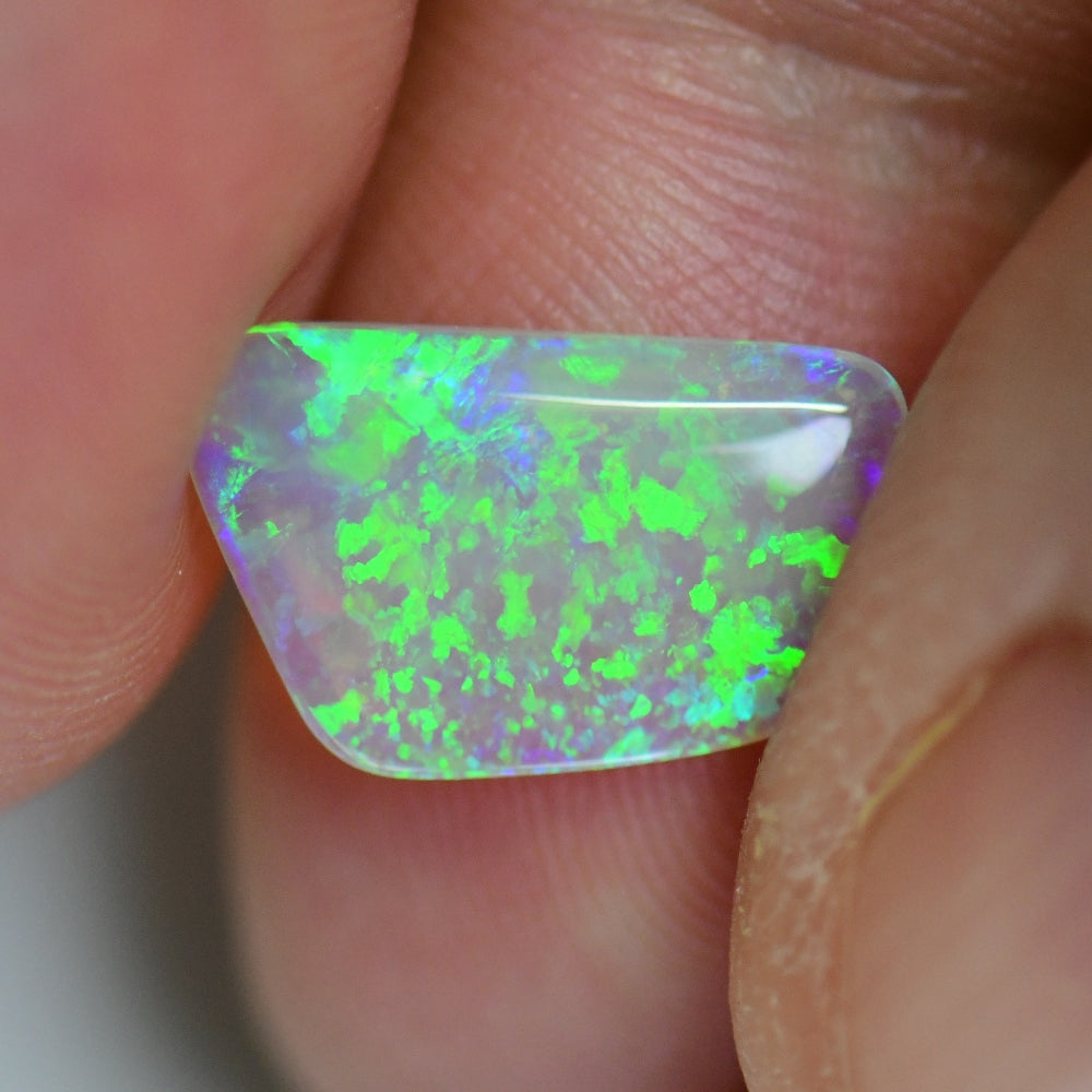 2.16 cts Australian Solid Opal Cut Stone, Lightning Ridge Crystal