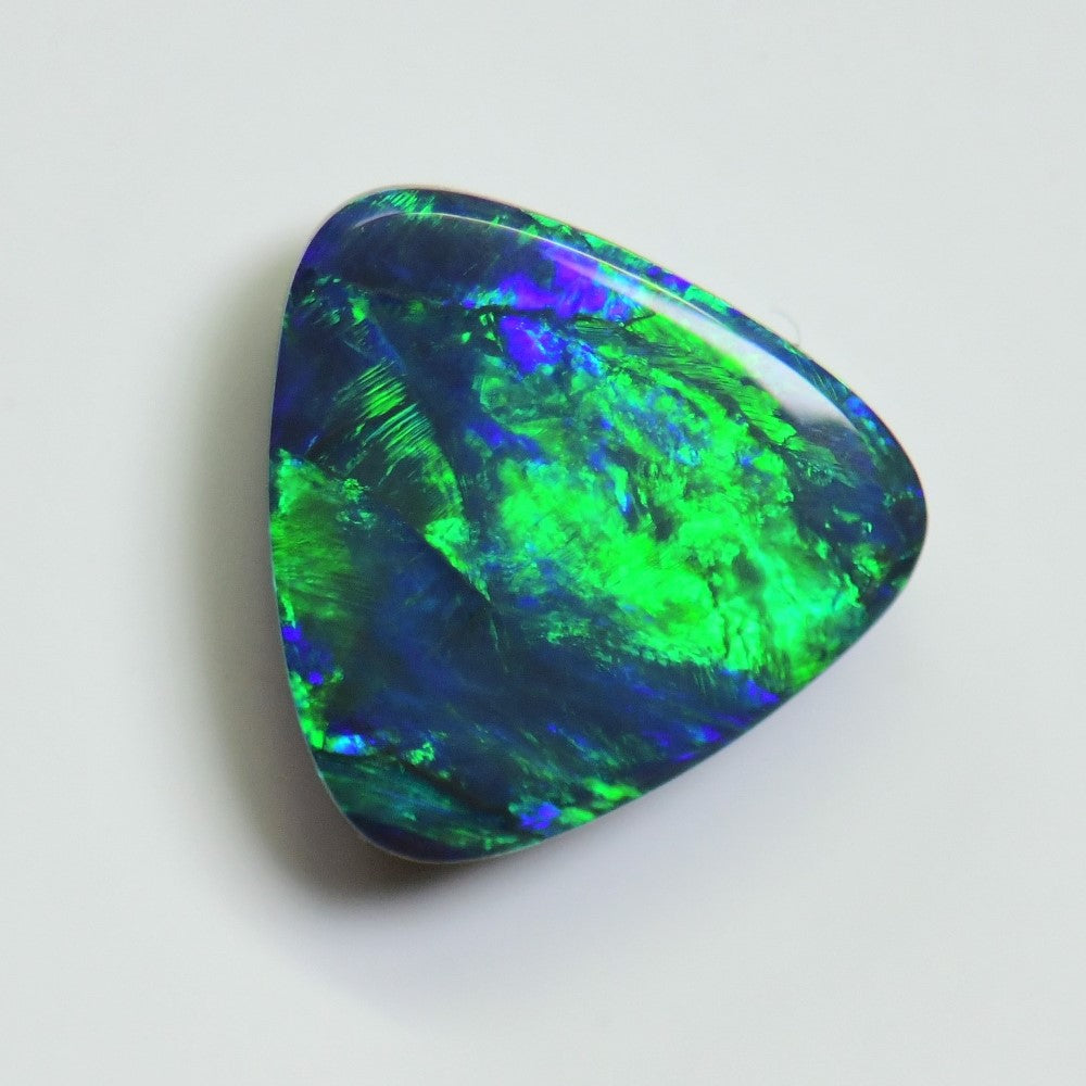 polshed opal