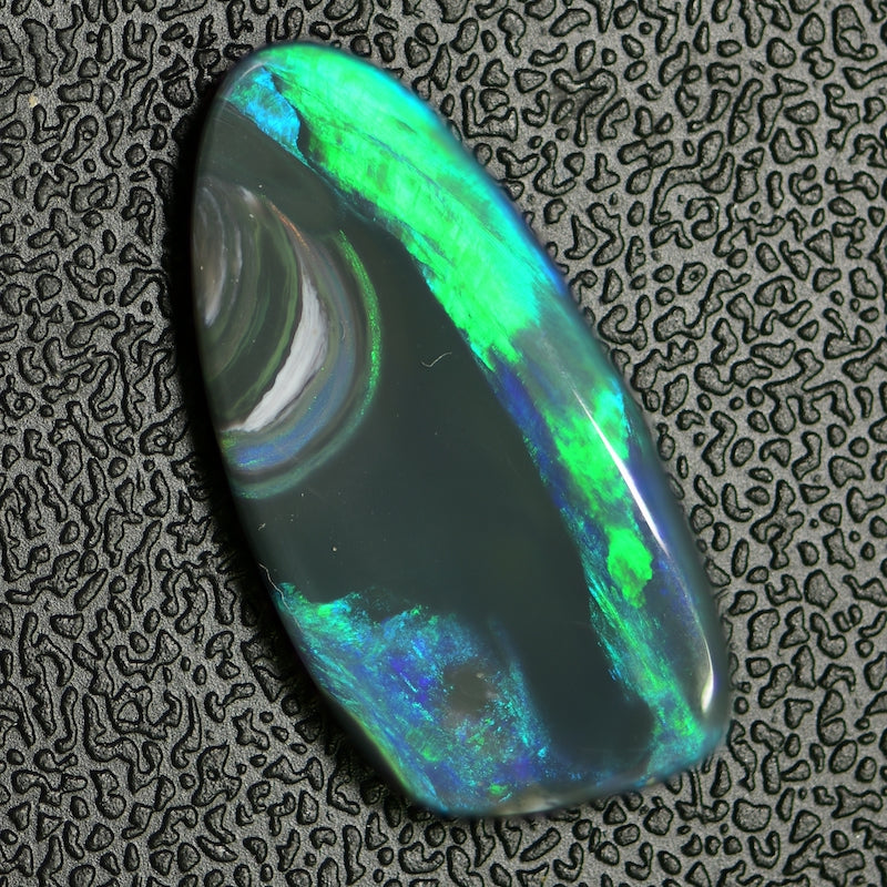 11.48 cts Australian Black Opal Solid Loose Cut stone, Lightning Ridge