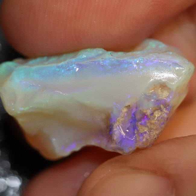 18.90 cts Australian Lightning Ridge Opal Rough for Carving