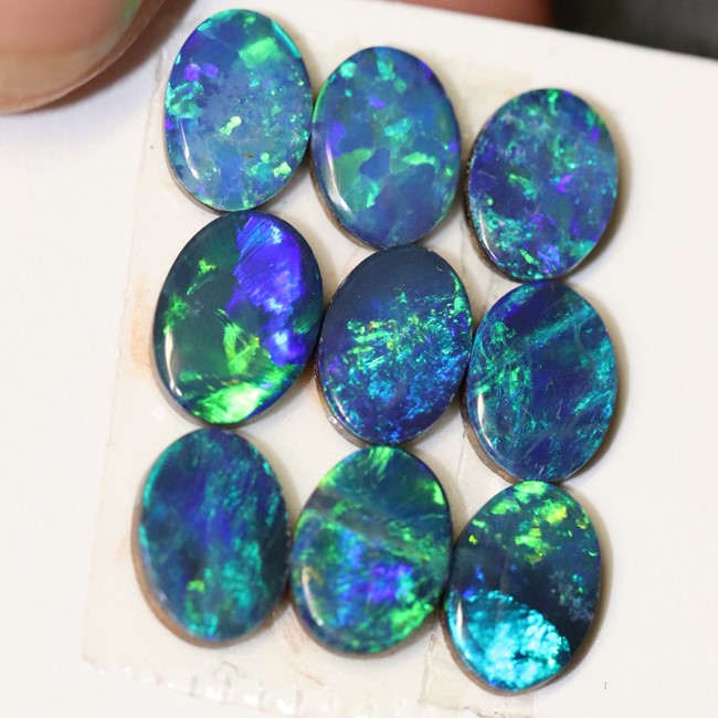 5.60 cts Australian Opal, Doublet Stone, Cabochon 9pcs 7x5
