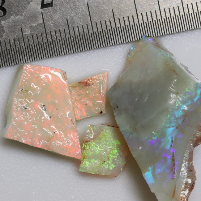 46.5 cts Opal Rough Parcel, Gem Stones 9.2-43.9x8.4-20.7x3.8-14.0mm